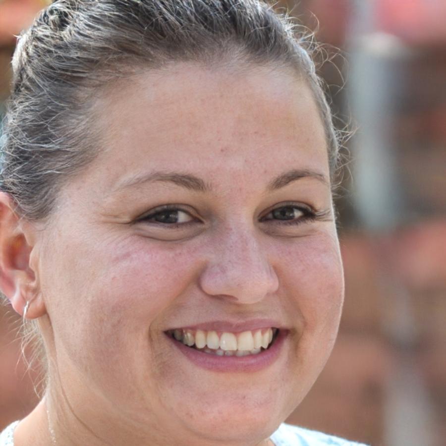 Portrait professionnel de Mathilde Renier